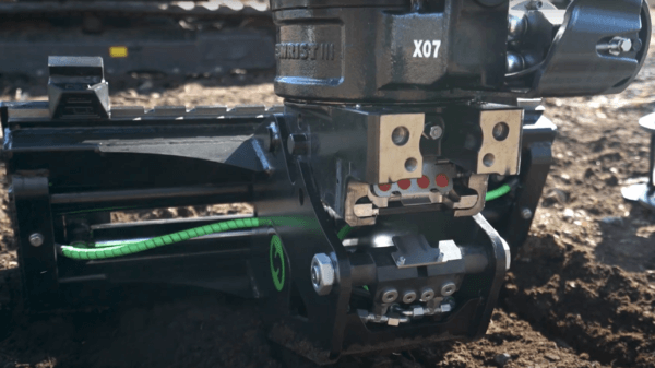 automatic coupler for compact excavator